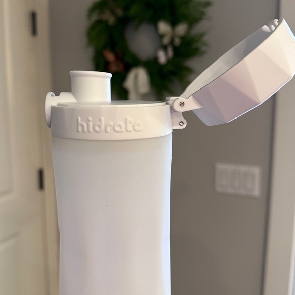 Spark*l HidrateSpark Bluetooth Smart Water‎ Bottle - Picture 5 of 6